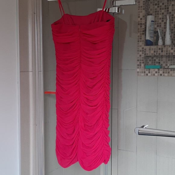 Dress - Picture 2 of 4